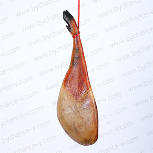 Modelo Realista de Jamón Ibérico Falso, Atrezzo de Comida para Cine y Teatro, Jamón Realista para Sets de Cine, Obras de Teatro, Publicidad en TV - Product Image 5