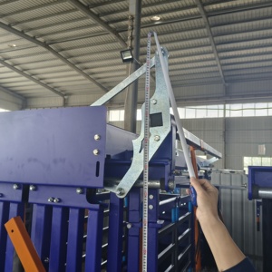 Étrangleur manuel durable pour bétail : Finition thermolaquée <span class=keywords><strong>de</strong></span> qualité supérieure, système <span class=keywords><strong>de</strong></span> retenue à levier pour utilisation en ferme autonome - Product Image 5