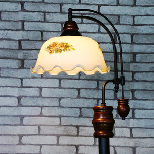 Lampada da Tavolo Stile Britannico con Copertura Verde in Vetro, Lampada da Scrivania Retrò Stile Cinese con Interruttore a Filo, Lampada da Tavolo in Legno Antico - Product Image 4