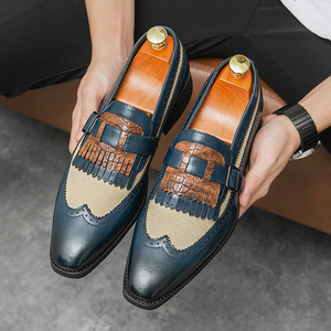 Chaussures habillées classiques bleu marine et blanches pour hommes, mocassins décontractés à boucle, style formel et professionnel tendance pour les mariages d'automne - Product Image 3