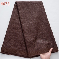 4673 Prix de gros Dentelle africaine en coton brodée Dentelle suisse de haute qualité en voile pour hommes et femmes Robes de fête de mariage