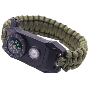 Bracelet de survie paracord à lumière LED avec boussole, couteau sifflet, allume-feu en silex, kit de bracelet de sauvetage en corde d'urgence pour l'extérieur