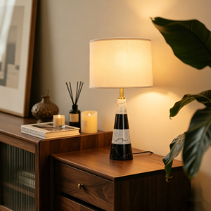 Lámpara de Escritorio LED Moderna de Tela de Cobre Personalizada, Diseño Decorativo, Luz de Lectura para Dormitorio, Lámpara de Mesa de Lujo Nórdica - Product Image 4