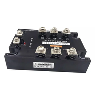 Relais d'inversion à semi-conducteurs triphasé miniature 40A 4-32V avec charge de contact haute puissance et fonction de protection scellée