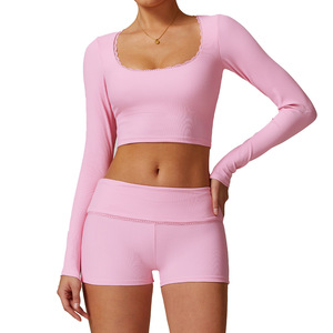 Haut de yoga côtelé à manches longues pour femme Disko Sport, respirant, séchage rapide, vêtements de sport blancs - Product Image 3