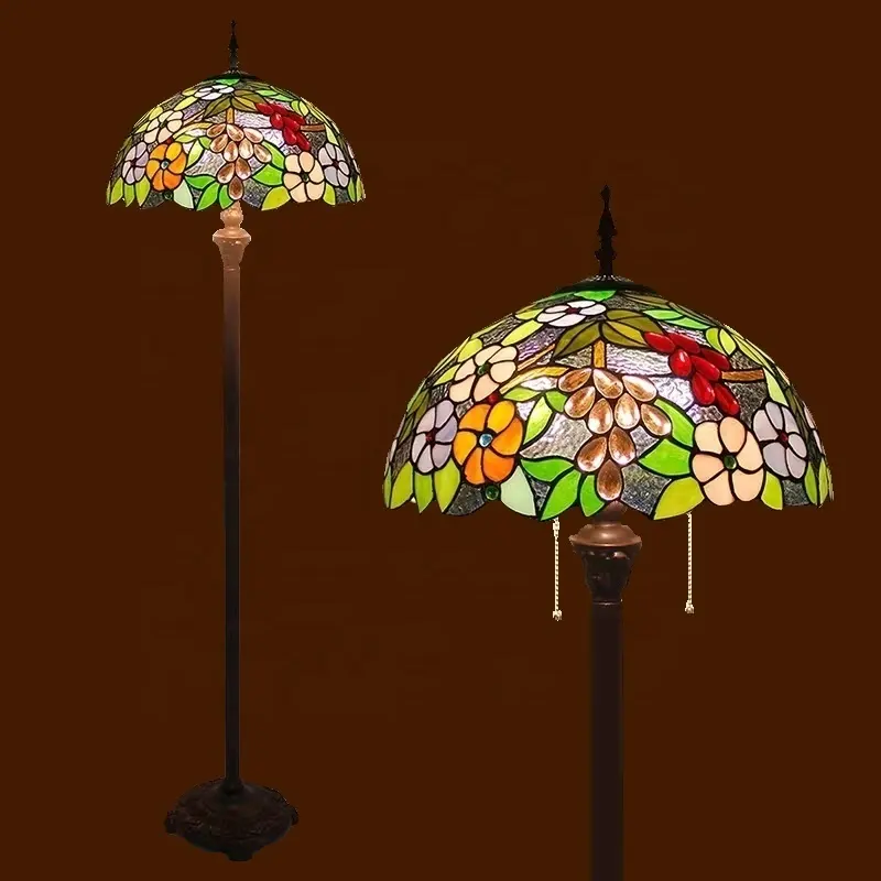 2021 Etch Designer stile antico Vintage Dragonfly Rose Flower Grape Stand Lights Tiffany Lampe Tifany lampada da terra