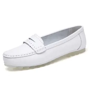 Ultime signore di modo scarpe basse tomaia in morbida pelle delle donne luce peso slip-on mocassini