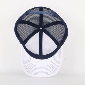 Chapeau de camionneur de la marine blanche de couleur personnalisée OEM avec scène de broderie décontractée à l'avant chapeau en maille caractéristique de tissu commun - Product Image 6