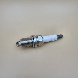 Precio al por mayor 90919-01192 <span class=keywords><strong>K16TR11</strong></span> 2 electrodos Auto bujías para piezas de automóviles motor bujía japonesa 9091901192 <span class=keywords><strong>K16TR11</strong></span> - Product Image 2
