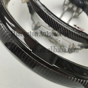 Volante Deportivo Popular de Fibra de Carbono con Agarre de Cuero Perforado y Luces LED, Compatible con Infiniti G27 G37 - Product Image 2