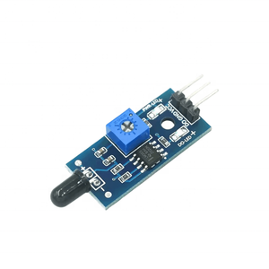 Modulo sensore di fiamma LM393 modulo di rilevamento sorgente di fuoco modulo ricevitore a infrarossi scheda blu a 3 fili - Product Image 1