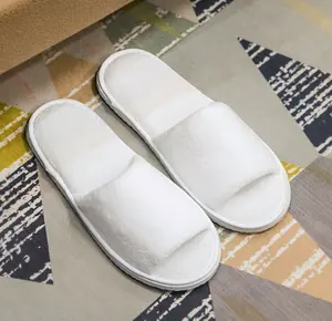 Zapatillas desechables personalizadas para hotel de lujo, zapatillas blancas de terciopelo Coral para hotel, suela de Eva suave, zapatillas de aguas termales para Resort y spa