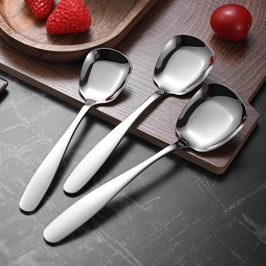 Cuillère à soupe carrée en acier inoxydable 304, design moderne de luxe chinois, fond plat, finition miroir, longue poignée, compatible lave-vaisselle, pour usage domestique - Product Image 3