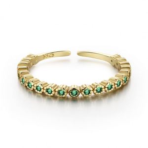 Anillos de Eternidad Dylam Personalizados Estilo Art Deco con Circonita Cúbica Verde y Baño de Oro de 18K, Anillos de Oro para Mujer - Product Image 1