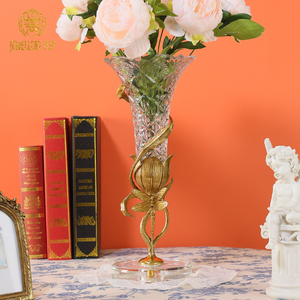 Vase décoratif en verre cristal avec fleur de magnolia en émail cloisonné peint à la main, pour la décoration de la maison - Product Image 2