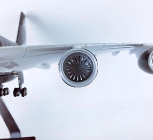 Colombia A320 máy bay 1/400 quy mô 16cm mini bay máy bay kim loại craftwork quà tặng cho tốt nghiệp thu thập trang trí máy bay - Product Image 4
