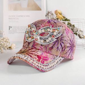 หมวกเบสบอลสีชมพูประดับเพชรสำหรับผู้หญิง ขายส่งของแท้ - Product Image 4