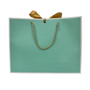 Bolsas de Papel Ecológicas para Compras y Regalos con Cierre de Cordón, Reutilizables e Impermeables, Personalizables para Accesorios de Velas - Product Image 3