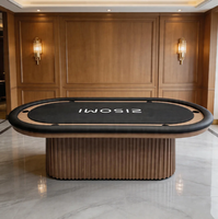 Table de poker de casino moderne haut de gamme en bois massif sur mesure, robuste et luxueuse, pour 8 joueurs, Texas Hold'em.