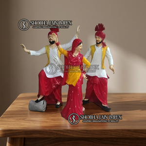 Moderna y Sencilla Cachimba de Madera de Lujo con Diseño Cultural Punjabi, Modelo Guy & Charkha Lady Shobha Jain Impex, Venta al por Mayor, Hecho en Delhi, India - Product Image 3