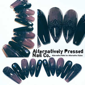 Ensemble d'ongles press-on personnalisés Mandala en verre noir - Acrygel - Product Image 4