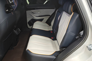 Véhicules d'<span class=keywords><strong>occasion</strong></span> automatiques chinois bon marché 2023, SUV hybride rechargeable électrique de luxe Byd Song Pro DM, voitures d'<span class=keywords><strong>occasion</strong></span> à vendre - Product Image 6
