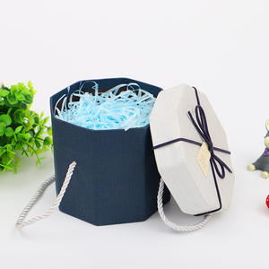 <span class=keywords><strong>Caja</strong></span> <span class=keywords><strong>de</strong></span> regalo con diseño personalizado, cartón Kraft rígido, regalo <span class=keywords><strong>de</strong></span> boda, <span class=keywords><strong>plantilla</strong></span> cilíndrica, <span class=keywords><strong>caja</strong></span> <span class=keywords><strong>de</strong></span> <span class=keywords><strong>corazón</strong></span> - Product Image 4