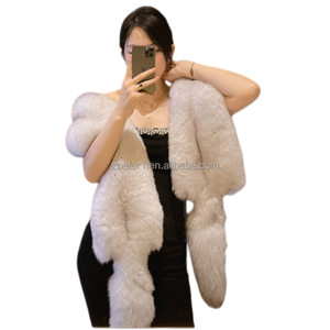 Écharpe en <span class=keywords><strong>fourrure</strong></span> véritable largement utilisée pour les femmes, châle en <span class=keywords><strong>fourrure</strong></span> de renard, étole longue et moelleuse, enveloppe en <span class=keywords><strong>fourrure</strong></span>, écharpe chauffante pour le cou en hiver - Product Image 1