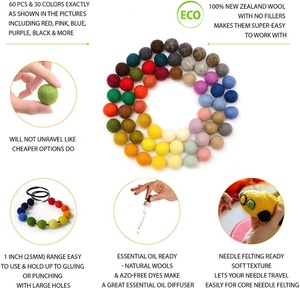 Bolas de adornos navideños de fieltro de lana con pompones de fieltro de colores de 2,5 cm para guirnaldas y fieltro - Product Image 2