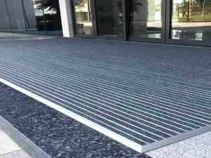 Tapete de Entrada de Aluminio Resistente, Antideslizante, para Hoteles, Oficinas y Edificios - Product Image 1