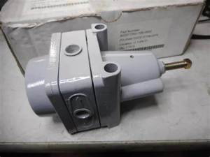 NUEVO - Stock MASONEILAN 78-80H 77-60 77-80 77-6 08-80S 08-80H 00-80H 78-80S Air Lock-up - Product Image 5