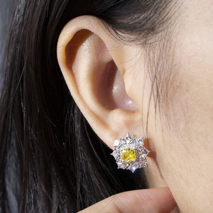 Boucles d'oreilles Messi Jewelry MSE-954 en or blanc 9 carats avec diamants jaunes taille coussin pour femmes - Product Image 5