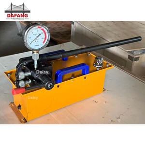 ปั๊มถ่ายน้ำมันไฮดรอลิกแบบมือหมุน ขนาด 3 ลิตร 10 ลิตร 18 ลิตร ความดัน 10000 PSI สำหรับแม่แรง - Product Image 6
