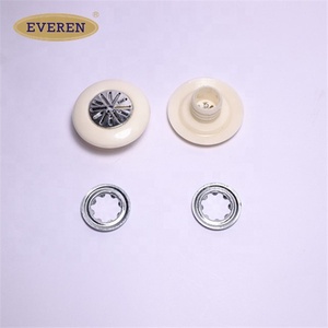Copertura Rotonda in Plastica per Foro di Ventilazione Materasso - Product Image 1