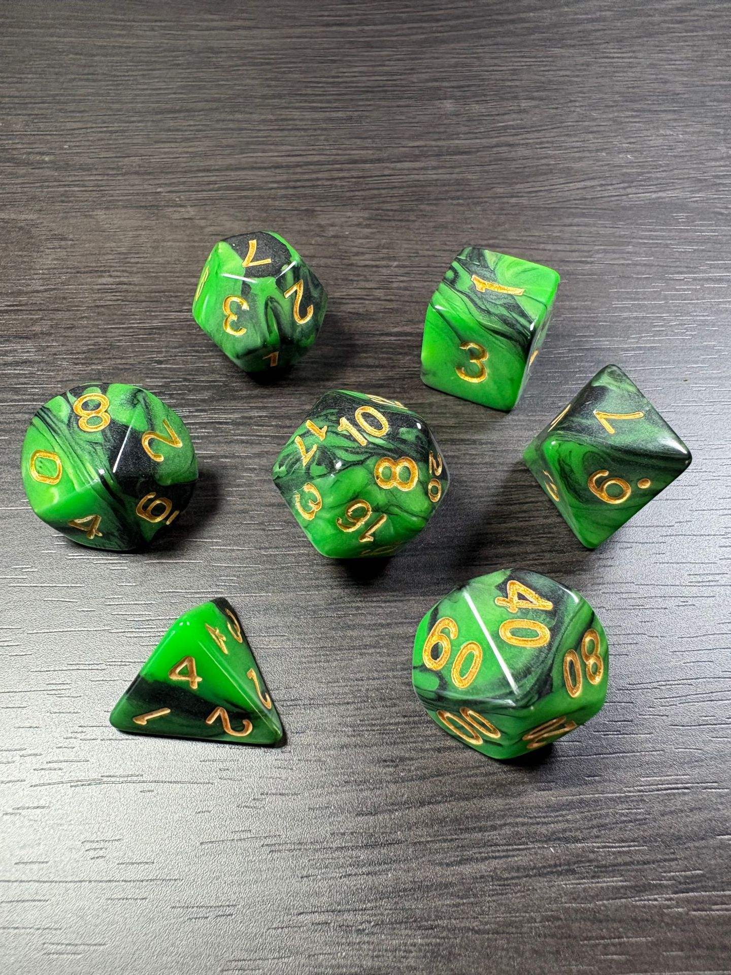 Multi-faceted seven-piece set 3