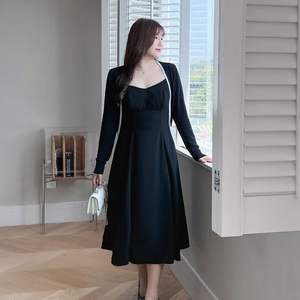 ชุดเดรสคาร์ดิแกนวิสโคสสีดำล้วนสำหรับผู้หญิงไซส์ใหญ่ รุ่น Runqi N8736 พร้อมผ้าคลุมกันแดดเนื้อผ้าไหมบางนุ่มแบบสายเดี่ยว - Product Image 3