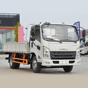 รถบรรทุก JMC 5T รุ่นใหม่ยอดนิยม พวงมาลัยซ้าย เครื่องยนต์ดีเซล 92 แรงม้า ประหยัดน้ำมัน พร้อมกล้องมองหลัง มาตรฐานยูโร 3  2 ที่นั่ง รถบรรทุกสินค้า - Product Image 3