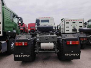 Camión Tractor Sinotruk Howo 6*6 con Tracción en Todas las Ruedas, 430hp, Cabeza Tractora de 60t, Camión Remolque Todoterreno en Venta en la República Democrática del Congo - Product Image 4