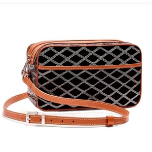 Borse a Tracolla Hobo di Lusso Firmate da Donna <span class=keywords><strong>Mini</strong></span> Portafoglio Borse alla Moda con Decorazione a Lettere per Estate e Autunno - Product Image 3