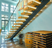 Villa Personnaliser la conception de mains courantes simples en acier inoxydable Conception d'escalier flottant