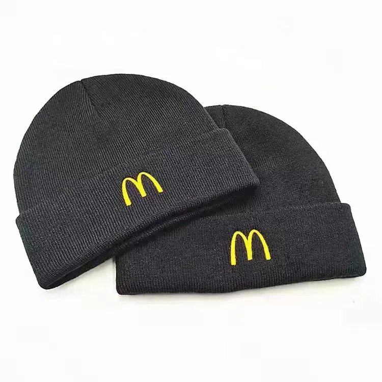 Personalizza il tuo design berretto lavorato a maglia nero con logo ricamato cappello invernale caldo slouchy economico