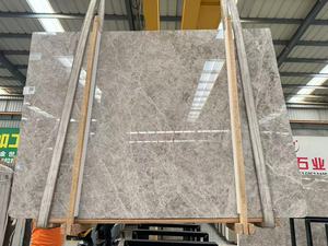 Perfectstone TUNDRA หินหินอ่อนสีเทาที่มีเส้นเลือดสีขาวอ่อนสำหรับการตกแต่งภายในที่ทันสมัยและโครงการเชิงพาณิชย์ - Product Image 3