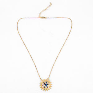 18K Placcato <span class=keywords><strong>Oro</strong></span> Personalizzato Colorato Zircone Diamante Sexy <span class=keywords><strong>Bocca</strong></span> Labbro Collana di semi di Girasole Pendente Della Collana Per Le Ragazze Regali - Product Image 4