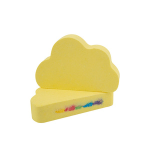 Boîte de 120g de bombes de bain effervescentes hydratantes et aromatiques, sans cruauté, sur le thème du ciel nocturne et de l'univers, en forme de lune et d'étoile, arc-en-ciel. - Product Image 6