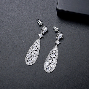 LUOTEEMI Wholesale New Arrival Luxury Wedding Dinner Party Jewelry 3A Cubic Zirconia <strong>Cluster</strong> Dangle <strong>Earring</strong> - Product Image 6