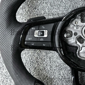 พวงมาลัยหุ้มหนังคาร์บอนไฟเบอร์แบบเจาะรูสำหรับ Volkswagen VW GTI CC Golf 7 R - Product Image 5