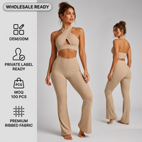 Ensemble de sport personnalisé pour femme : Haut dos nu croisé côtelé et legging évasé, 2 pièces, effet ventre plat, pour le yoga et l'entraînement