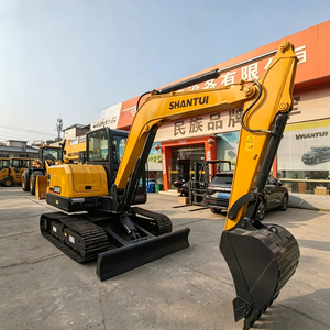 Excavatrice hydraulique SHANTUI SE60 de 6 tonnes, robuste et compacte, idéale pour les travaux de construction, de terrassement et d'aménagement paysager. - Product Image 2