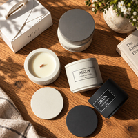 Bougie parfumée en cire de soja AIKUN, en pot cylindrique noir mat avec mèche en bois unique, étiquette personnalisée, idéale pour la vente au détail et les cadeaux