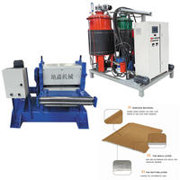 Machine de production de panneaux sandwich en métal gaufré PU, machine à fabriquer des panneaux décoratifs préfabriqués à grain de pierre/brique imitation